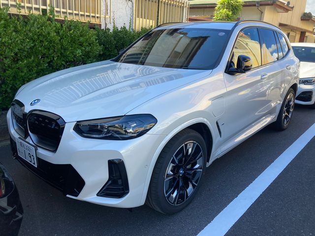 BMW iX3 2023