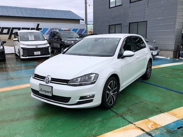 VOLKSWAGEN GOLF 2017