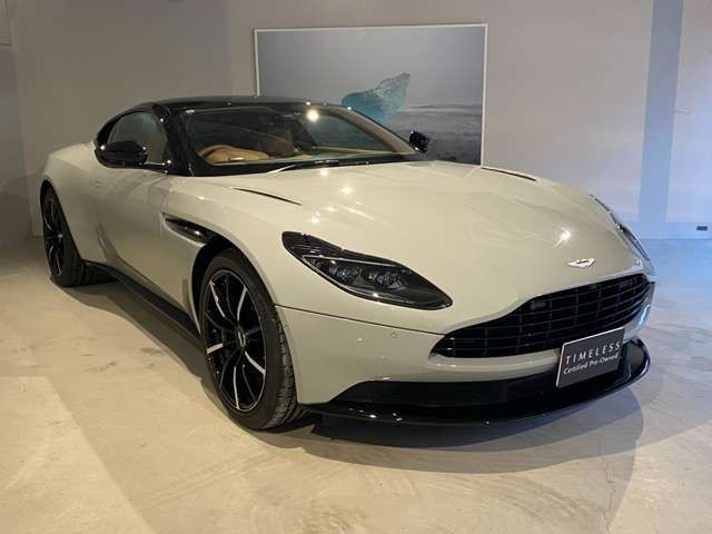 ASTON MARTIN  2023