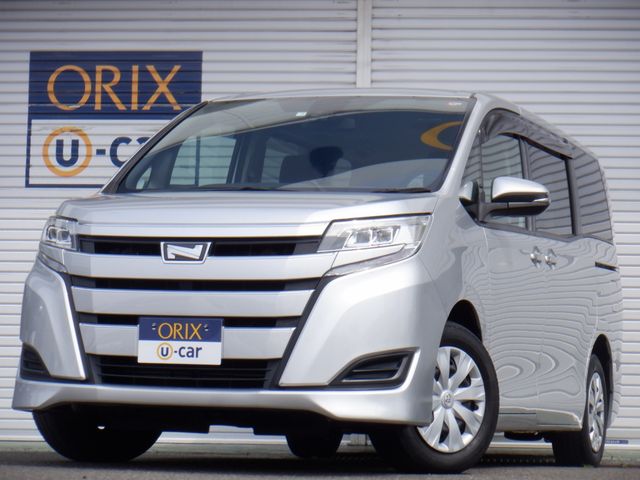 TOYOTA NOAH 2019