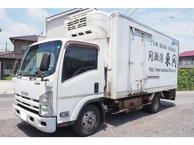 Isuzu ELF 2014