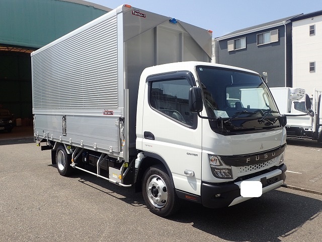 Mitsubishi CANTER 2023