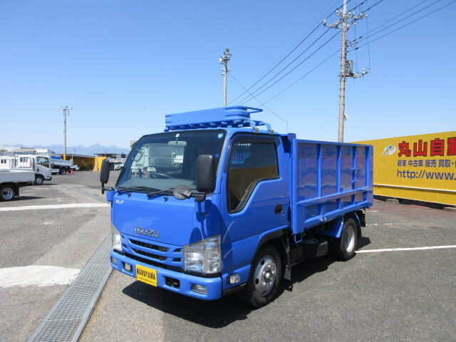 Isuzu ELF 2016