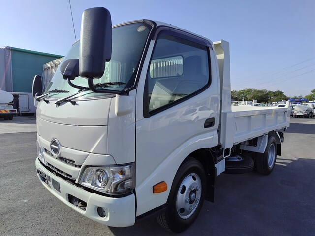 Hino DUTRO 2022