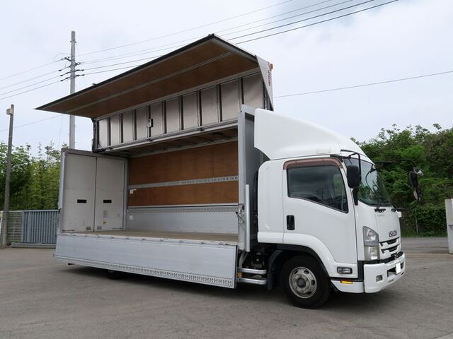 Isuzu FORWARD 2011