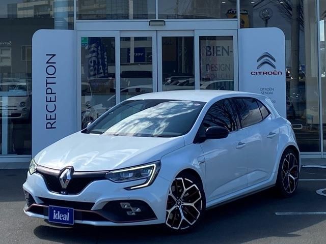 RENAULT MEGANE hatchback 2020