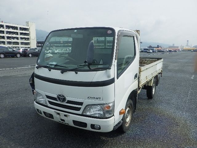 TOYOTA DYNA 2014