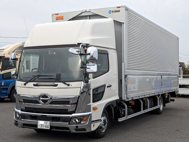 Hino RANGER 2023