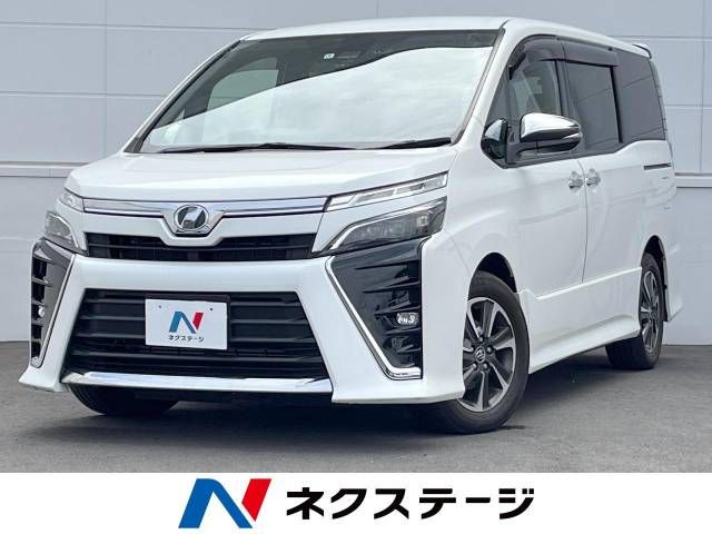 TOYOTA VOXY 2018