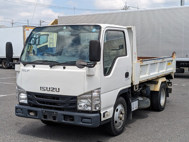 Isuzu ELF 2016