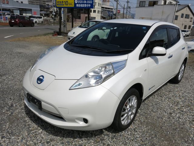 NISSAN LEAF 2013