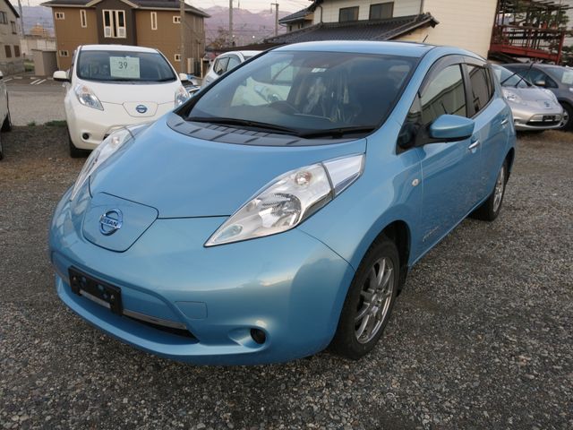 NISSAN LEAF 2016