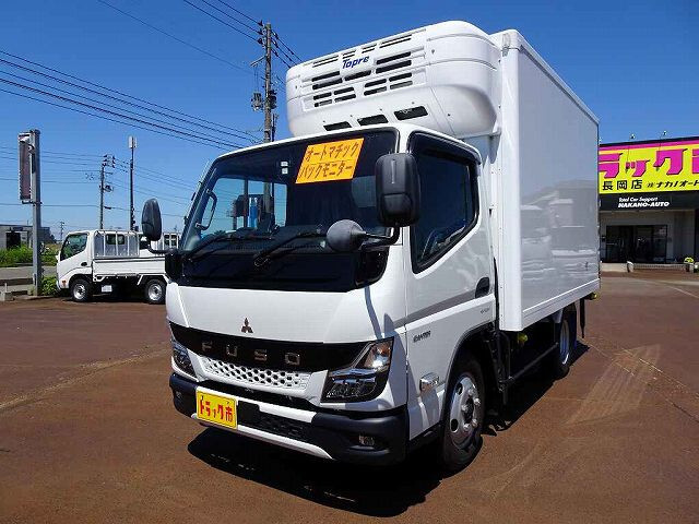 Mitsubishi CANTER 2022