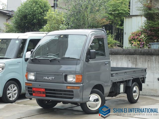 DAIHATSU HIJET truck 4WD 1998