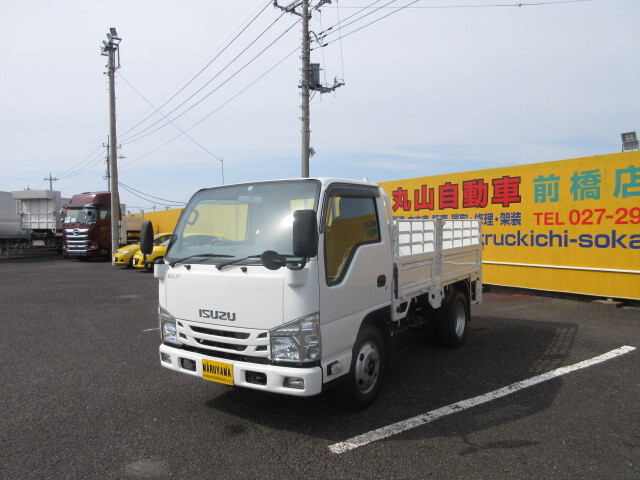 Isuzu ELF 2017