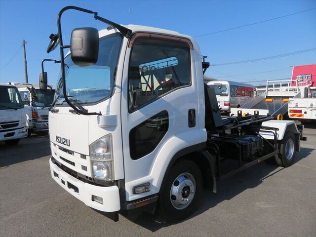 Isuzu FORWARD 2013