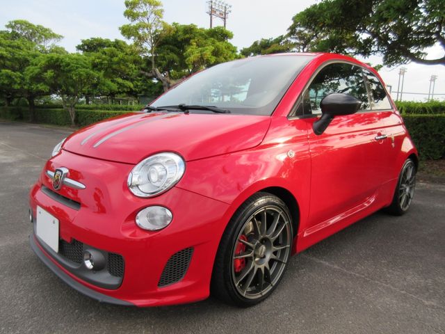 FIAT ABARTH 695 2011