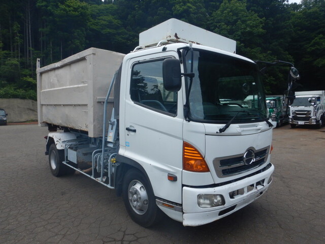 Hino RANGER 2004