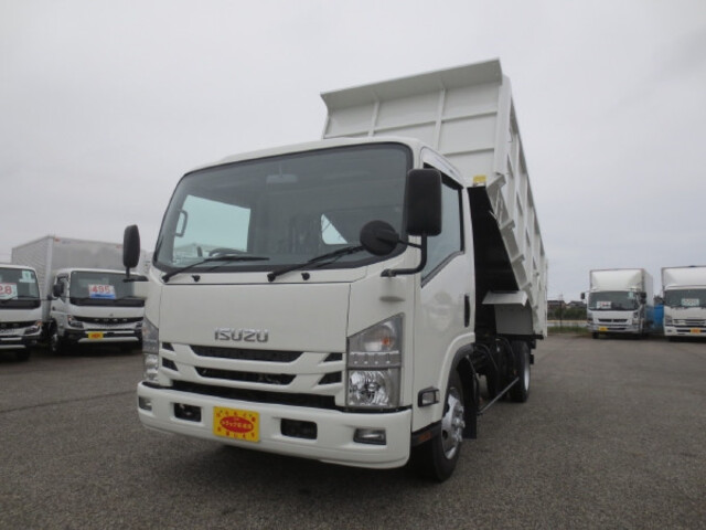 Isuzu ELF 2018