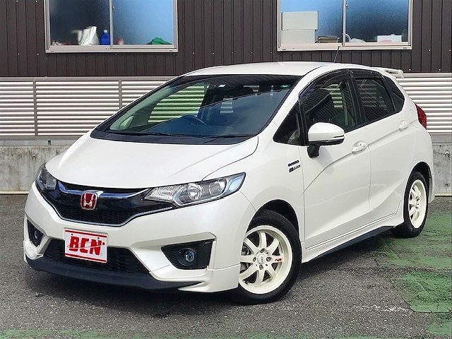 HONDA FIT HYBRID 2016