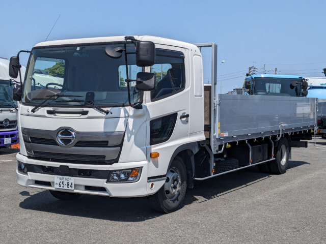 Hino RANGER 2023