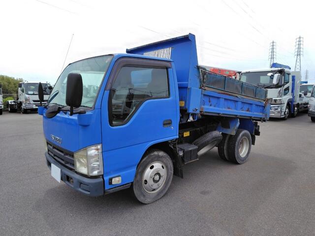 Isuzu ELF 2010