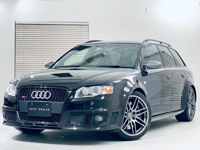 AUDI RS4 AVANT 2008