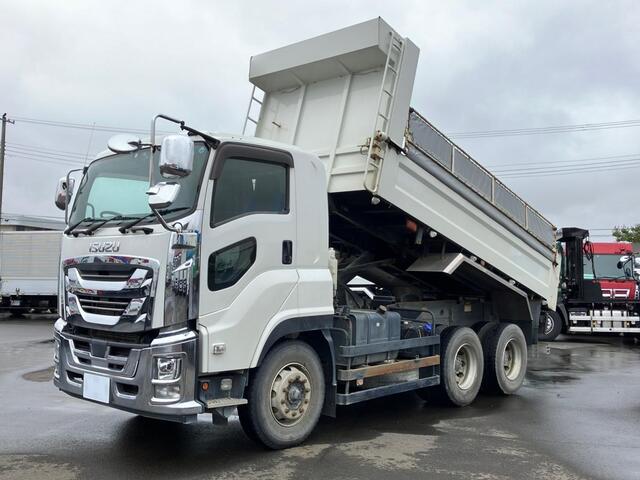 Isuzu GIGA 2020