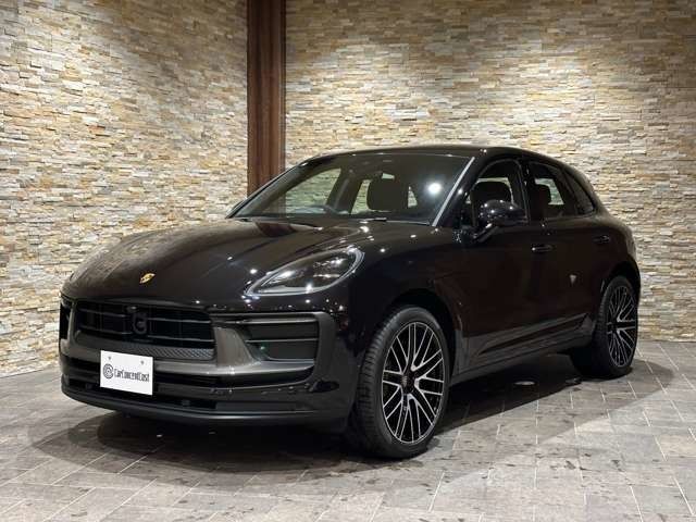 PORSCHE Macan 2024