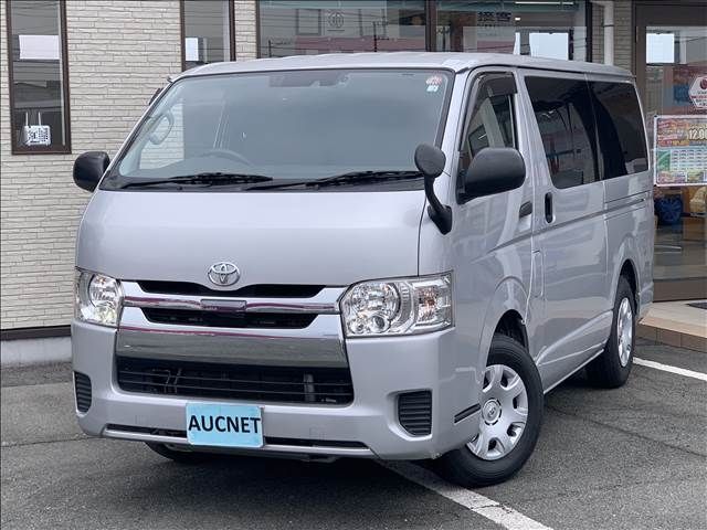 TOYOTA HIACE van 2WD 2018