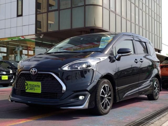 TOYOTA SIENTA 2021