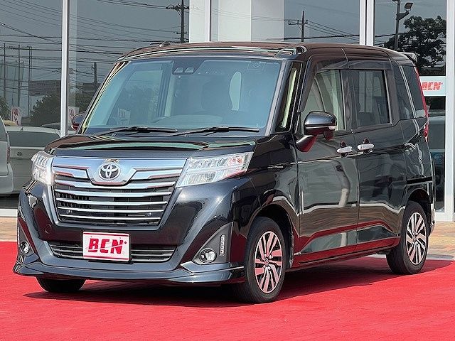 TOYOTA ROOMY 2020