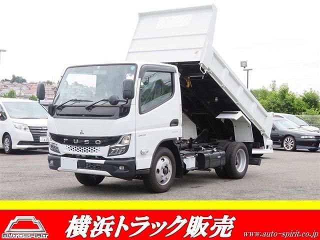 MITSUBISHI キャンター 2022