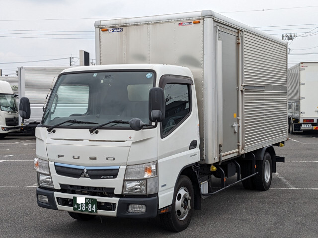 Mitsubishi CANTER 2017