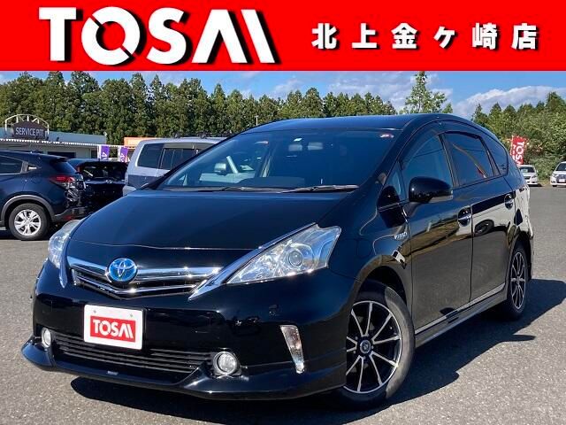 TOYOTA PRIUS ALPHA 2014