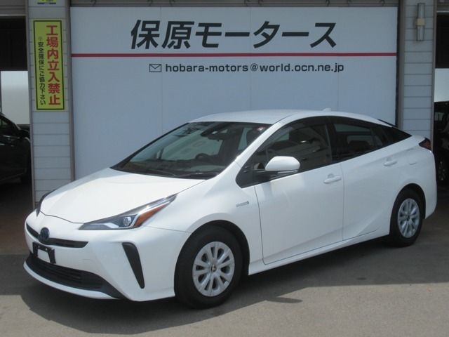 TOYOTA PRIUS 2019