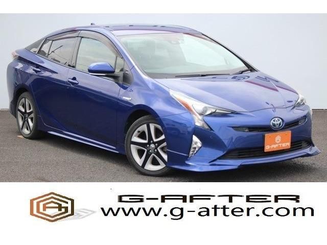 TOYOTA PRIUS 2016