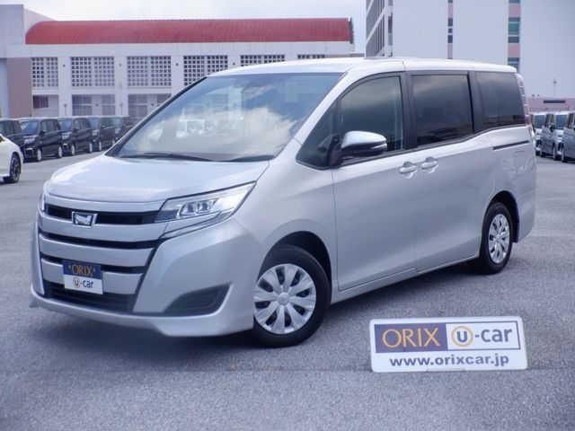 TOYOTA NOAH 2020