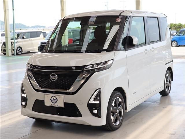 NISSAN ROOX 2022