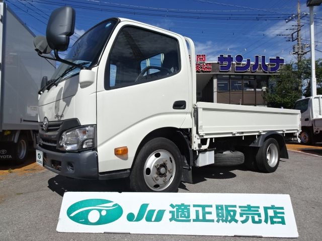 TOYOTA DYNA 2018