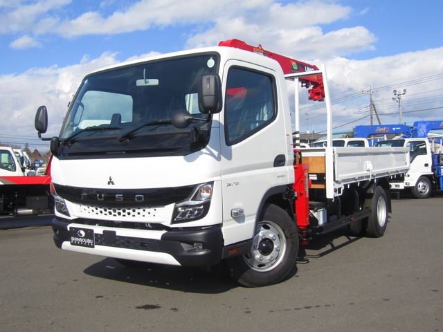 MITSUBISHI CANTER 2023