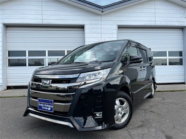 TOYOTA NOAH 2019