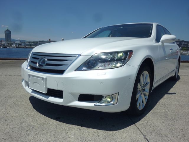 TOYOTA LEXUS LS600h 2010