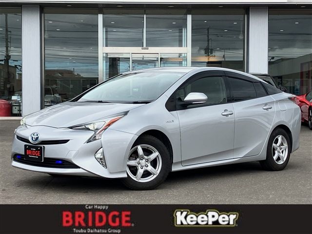 TOYOTA PRIUS 4WD 2017