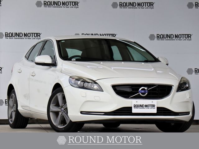 VOLVO V40 2013