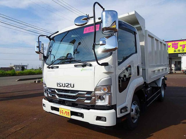 Isuzu FORWARD 2023