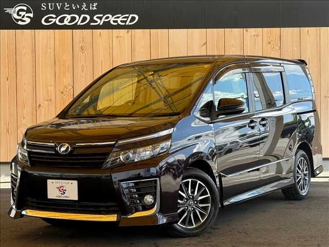 TOYOTA VOXY 2014