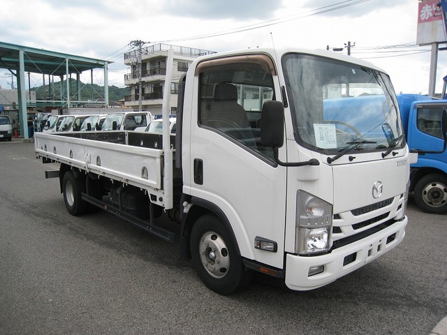 Mazda TITAN 2015