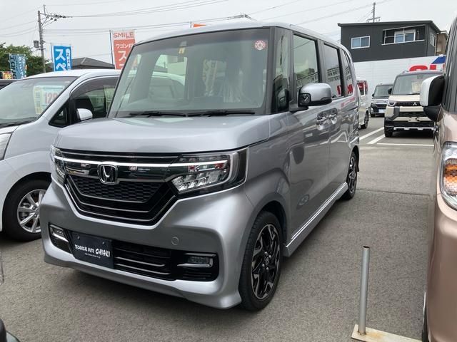 HONDA N BOX CUSTOM 2018