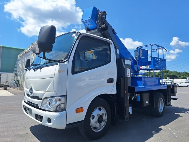 Hino DUTRO 2020